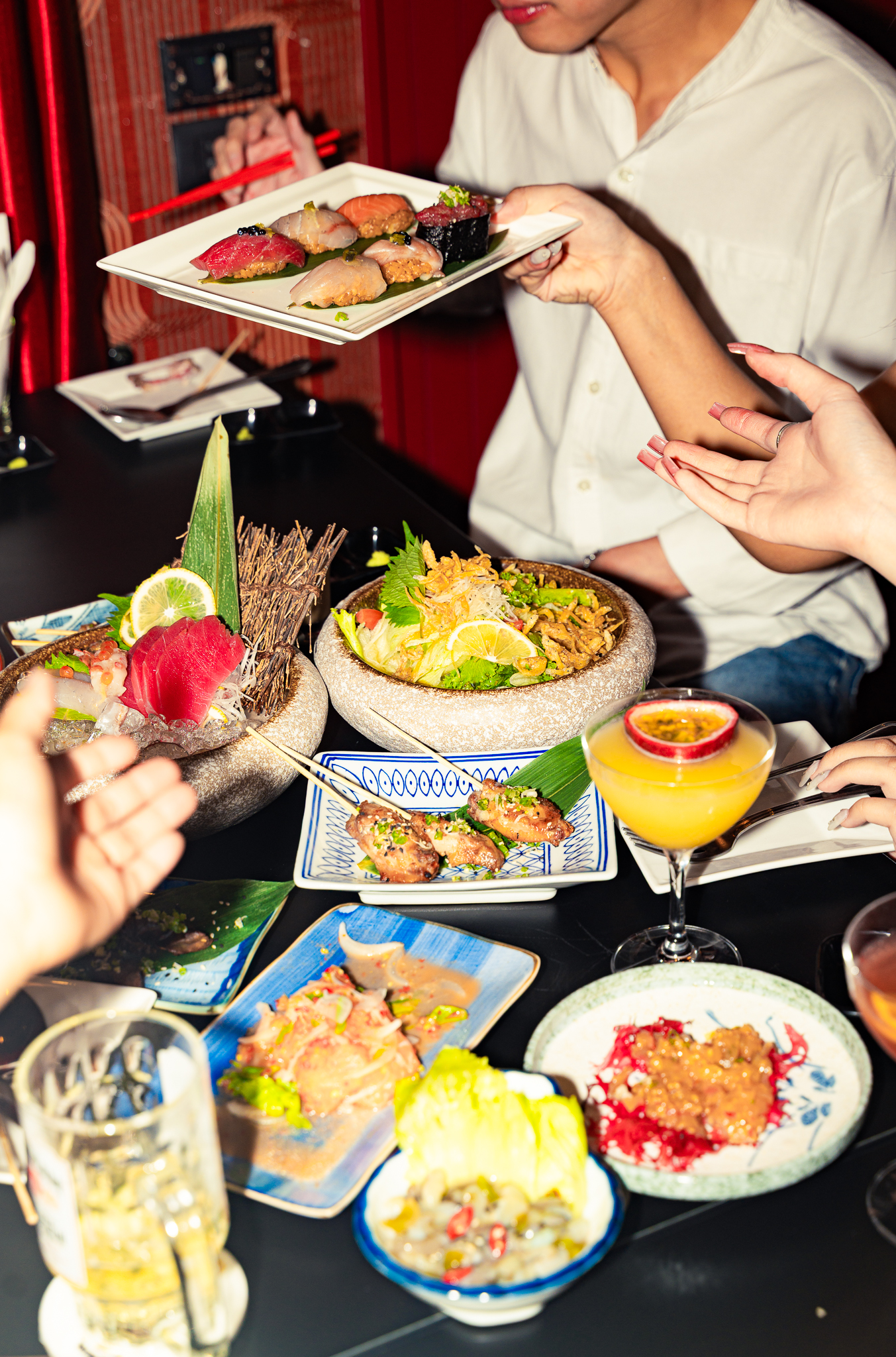 AKATO Bar - ไฮไลท์ของบรรยากาศบาร์